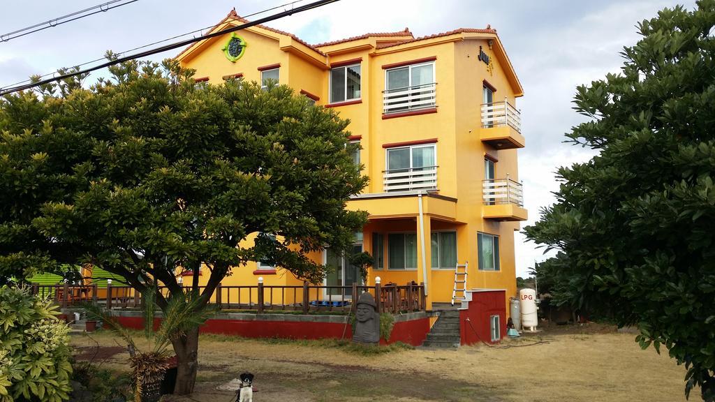 Jun House Hostel Csedzsu Kültér fotó