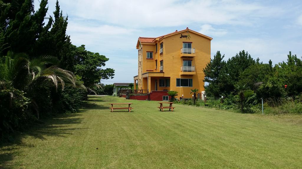 Jun House Hostel Csedzsu Kültér fotó