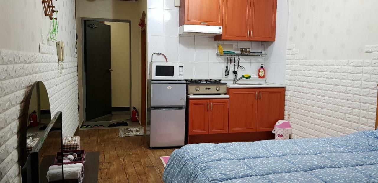 Jun House Hostel Csedzsu Kültér fotó